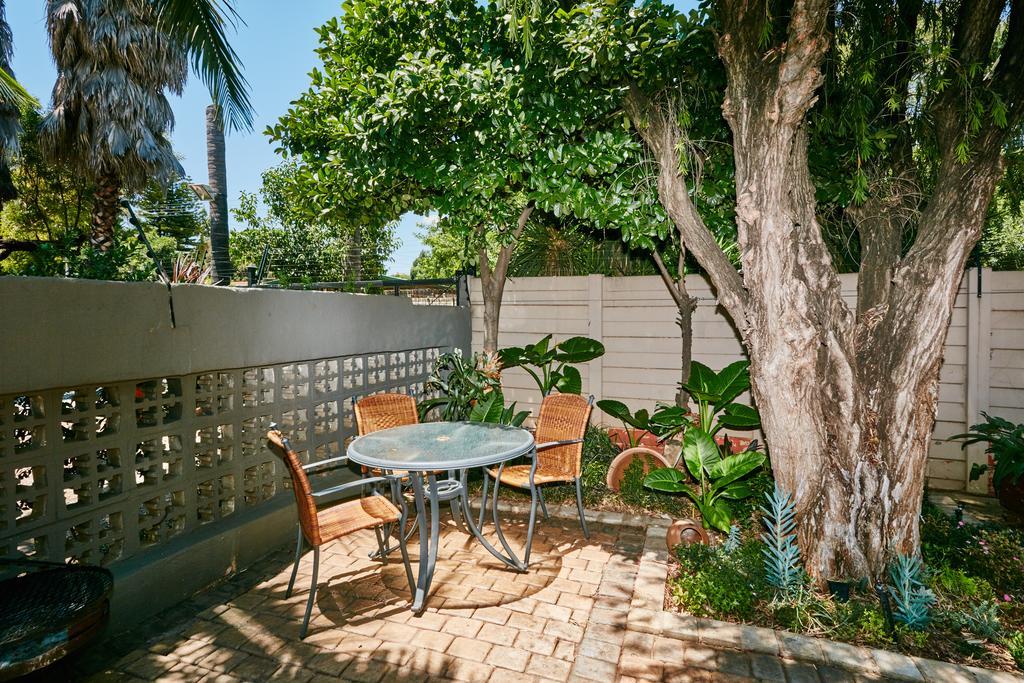 Appartamento 1202 On Cowgill Pretoria-Noord Esterno foto